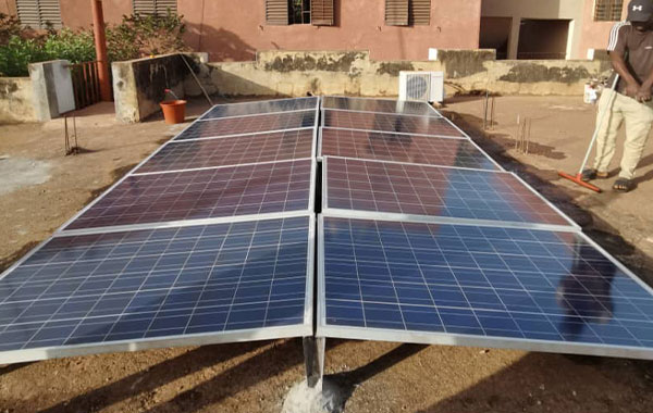 50 مجموعة من 3.2KW EVO العاكس في Mali