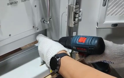 تركيب نظام تخزين طاقة تجاري ببطارية ليثيوم 60KWH 16