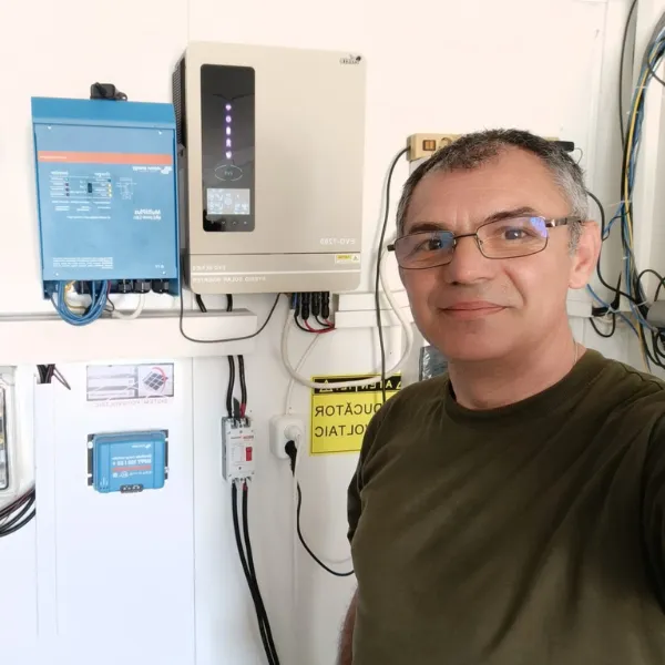 دليل تركيب عاكس الطاقة الشمسية