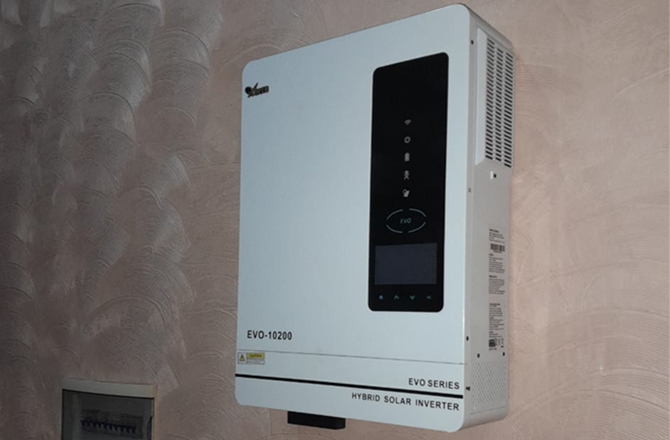 تركيب محولات الطاقة الشمسية Anern EVO 10.2KW في مالي